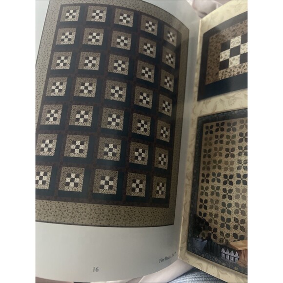 Down the Garden Path Quilt Pattern book 6 Designs by Leslie Beck, Fiber Mosaics - Picture 6 of 8